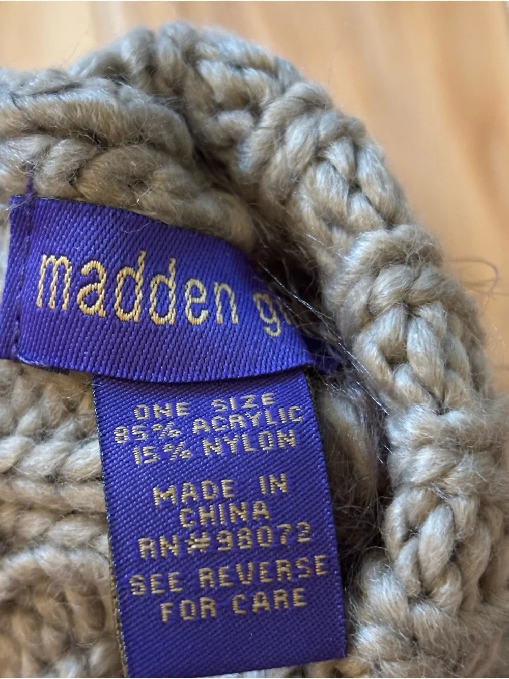 NEW Madden Girl Brown Eyelash Knit Mittens